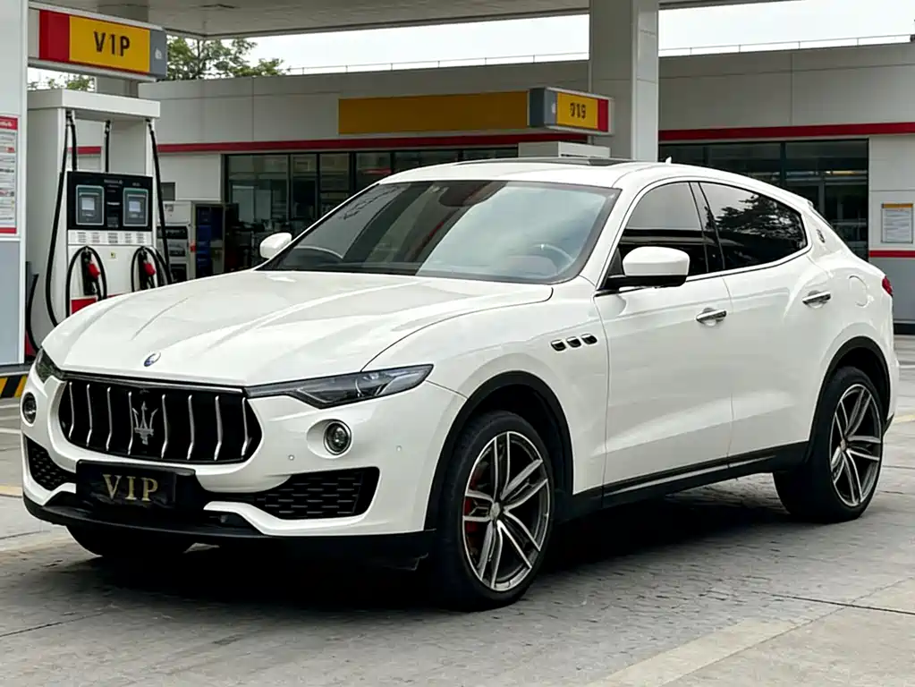 Maserati Levante 2019 — фото 1