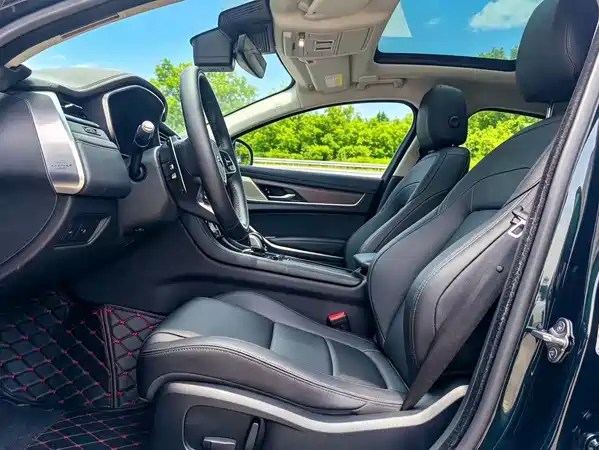 Jaguar XFL 2023
