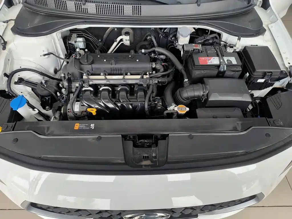 Hyundai Elantra 2017 — фото 16