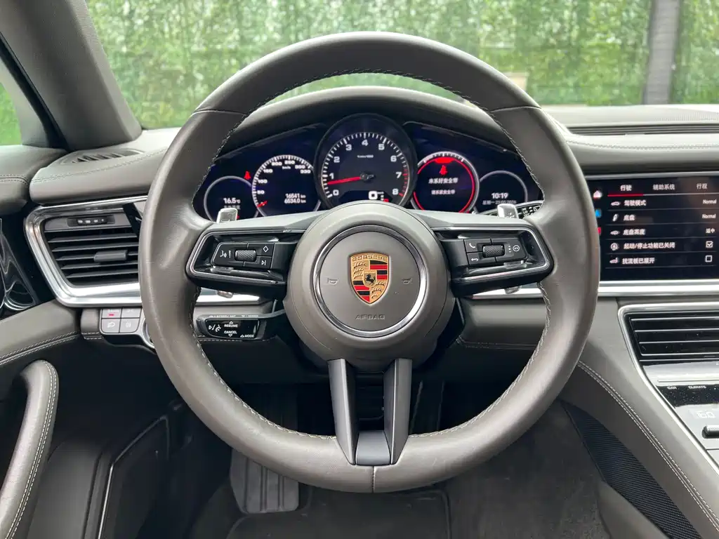 Porsche Panamera 2023 — фото 18