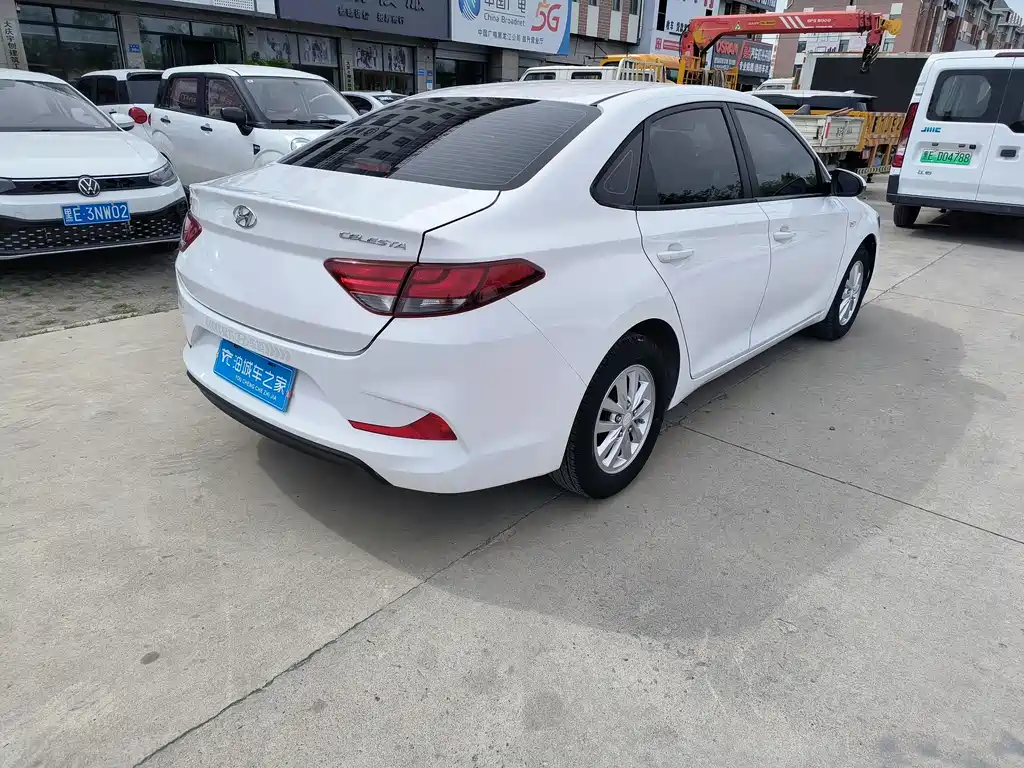 Hyundai Elantra 2017 — фото 5