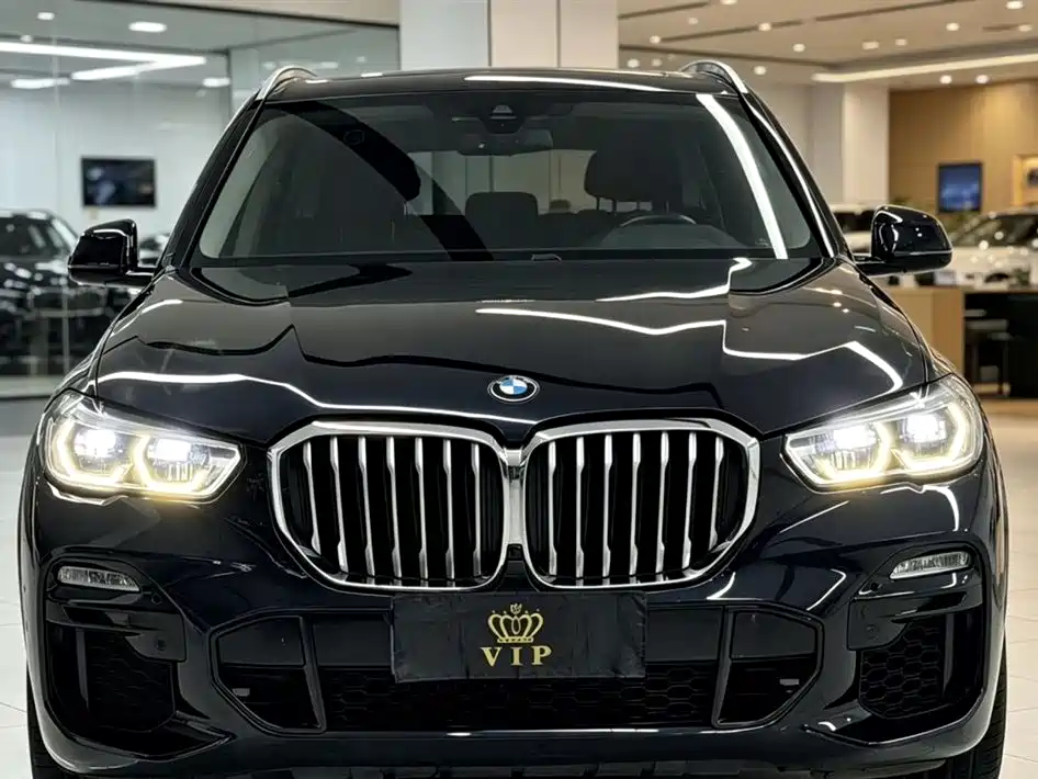 BMW X5 2019 — фото 1