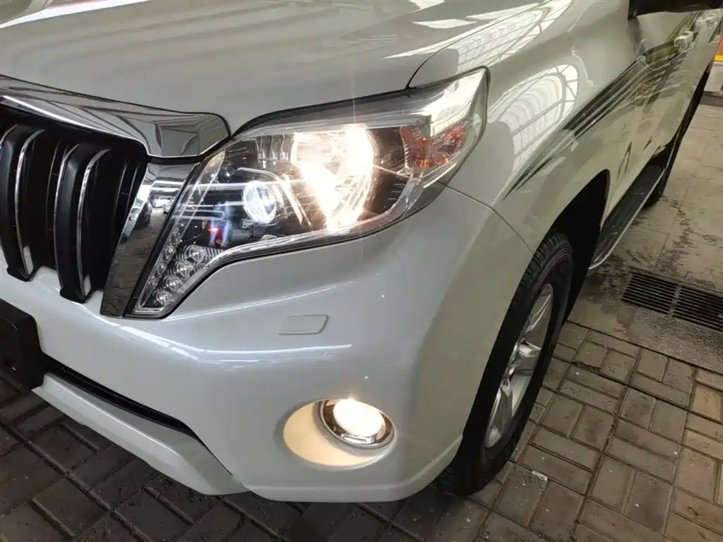 Toyota Prado 2016 — фото 24