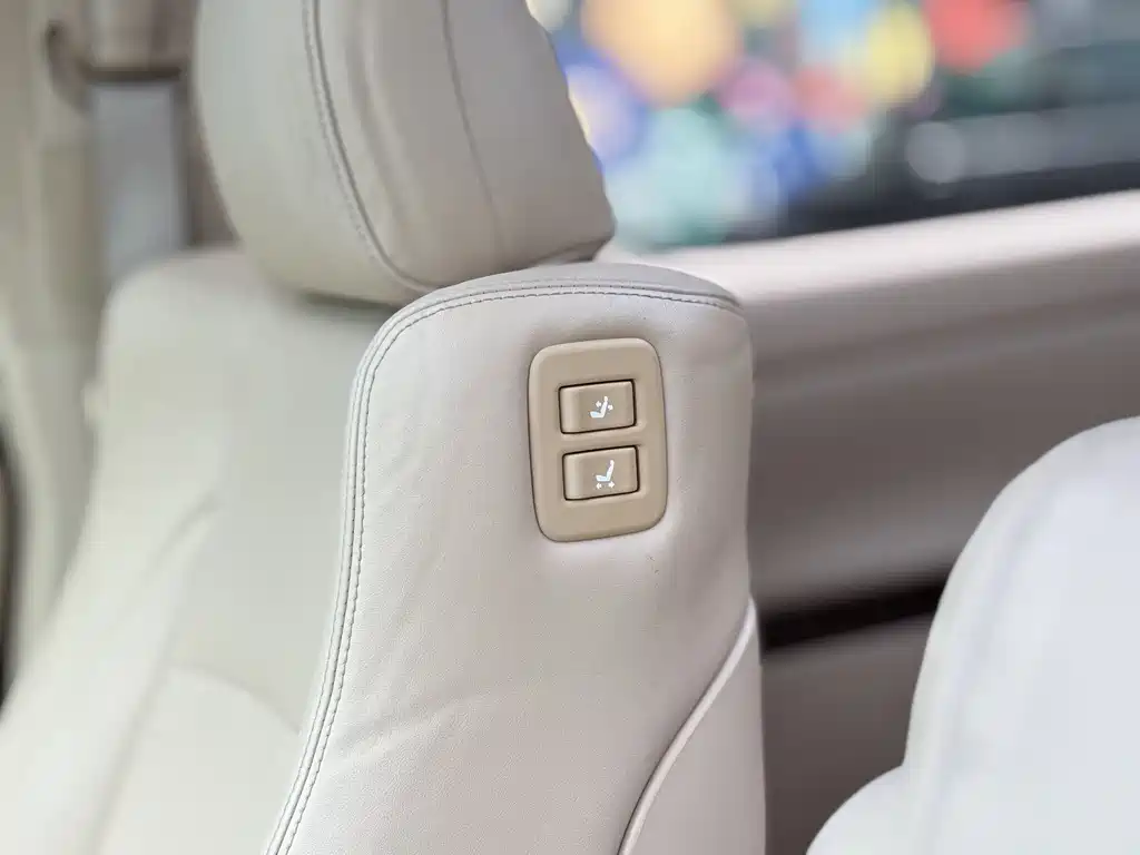 Toyota Alphard 2015 — фото 17