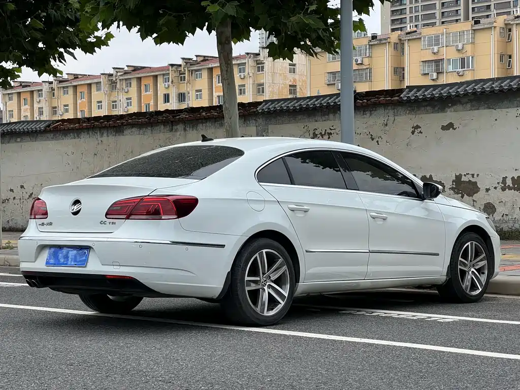 Volkswagen CC 2015 — фото 15