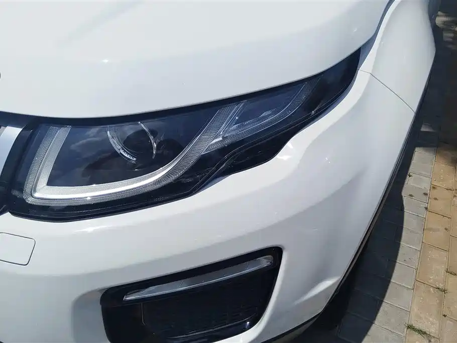 Land Rover Evoque 2019