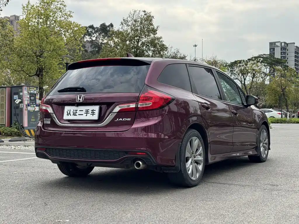 Honda Jade 2017 — фото 18