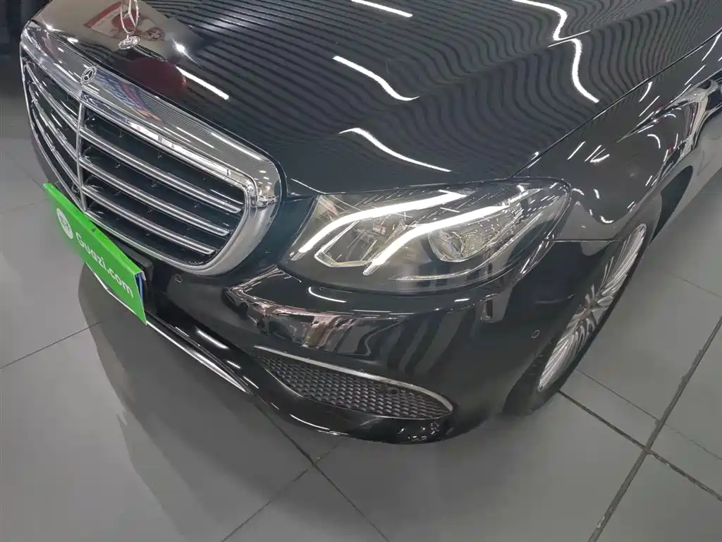 Mercedes-Benz E-Class 2020 — фото 18