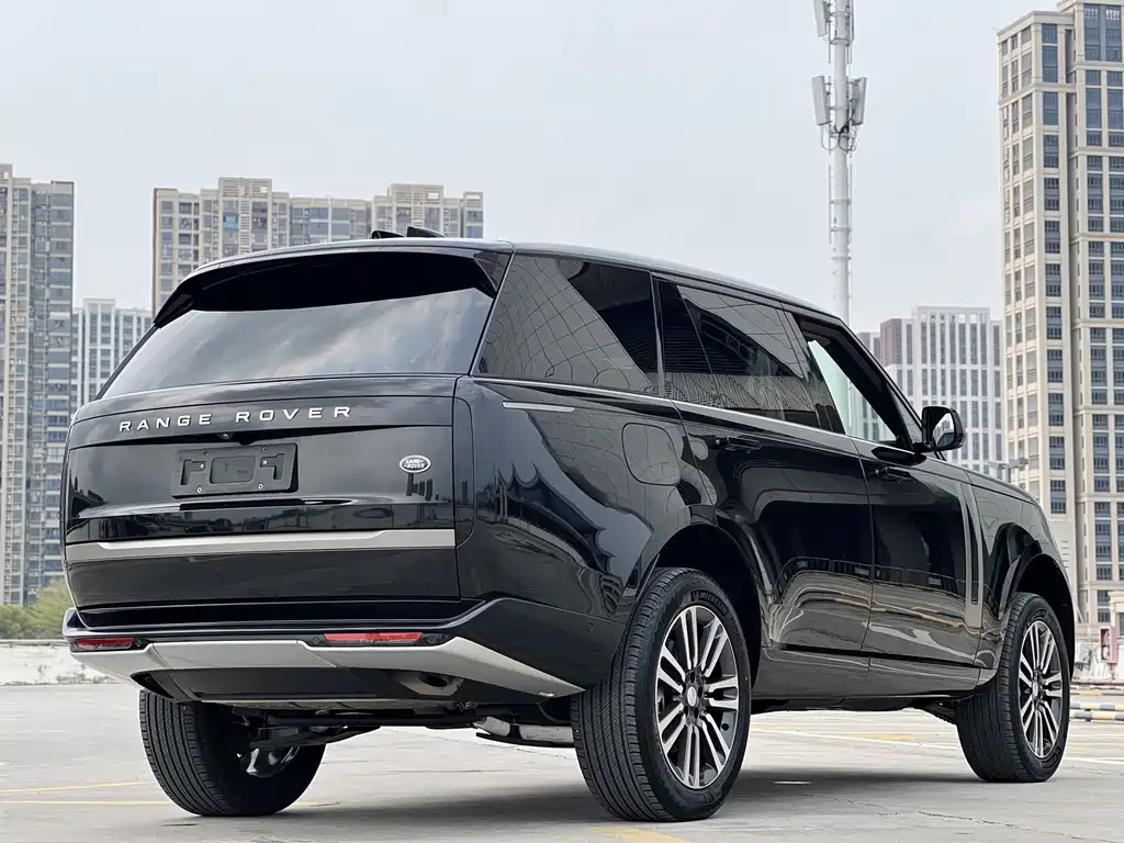 Land Rover Range Rover 2024 — фото 13