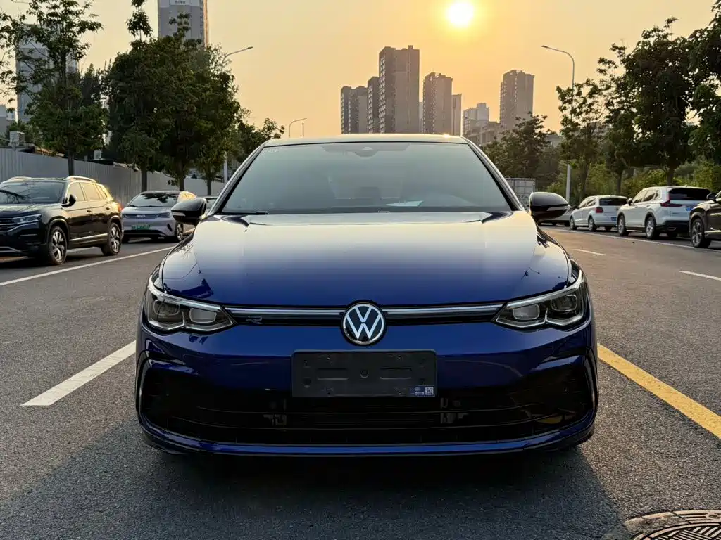 Volkswagen Golf 2022