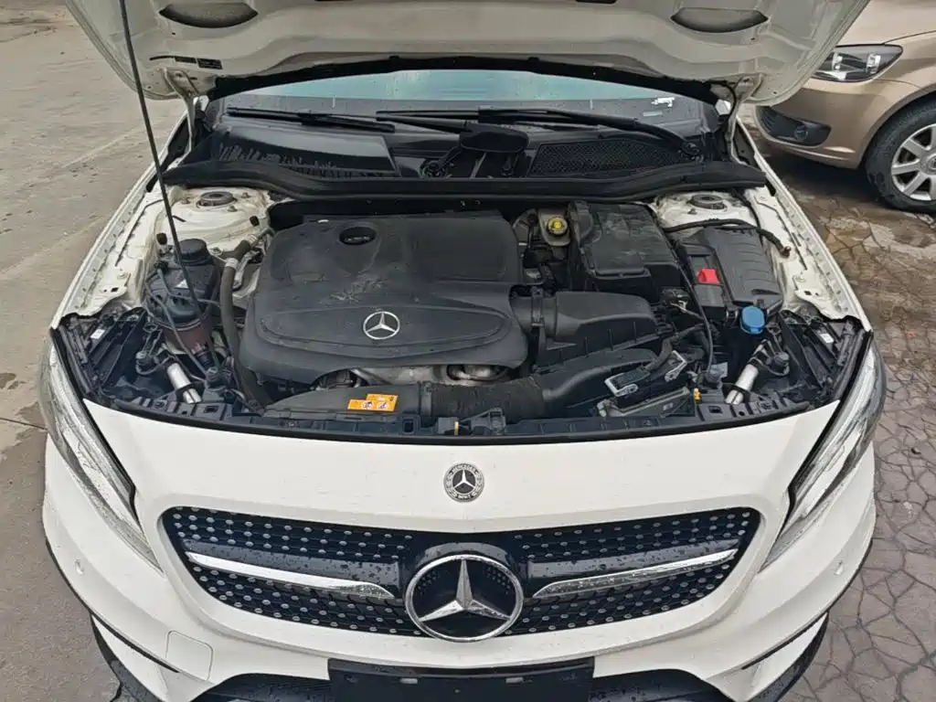 Mercedes-Benz GLA 2017 — фото 20