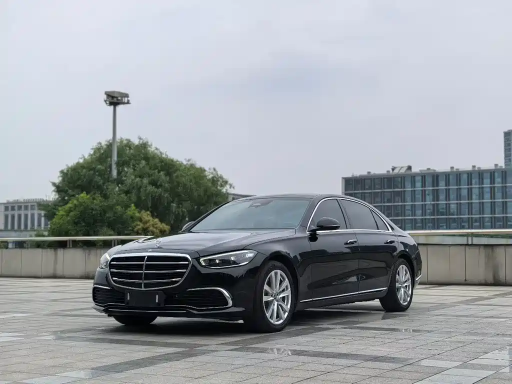Mercedes-Benz S-Class 2022 — фото 1