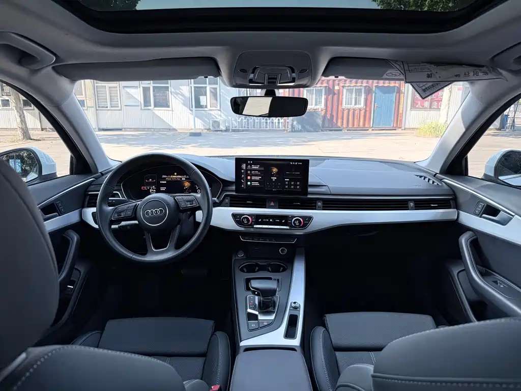 Audi A4L 2021