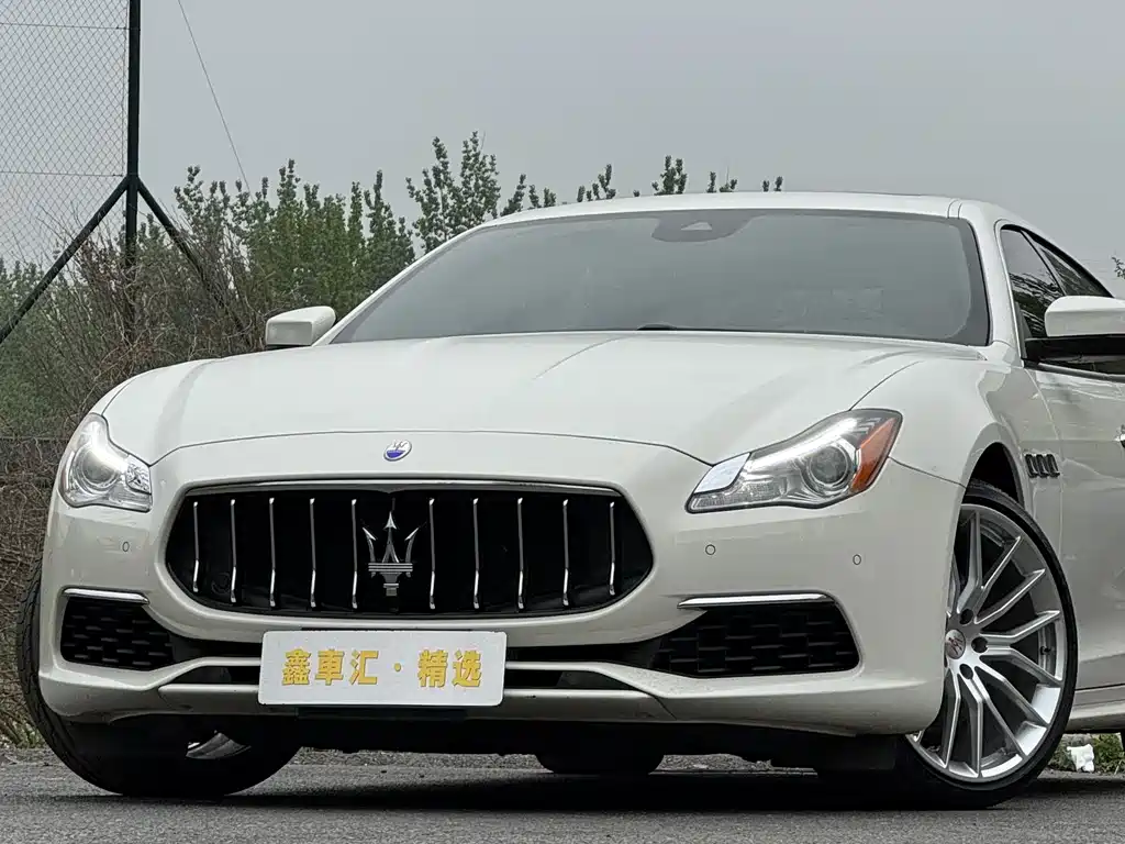 Maserati Quattroporte 2017 — фото 6
