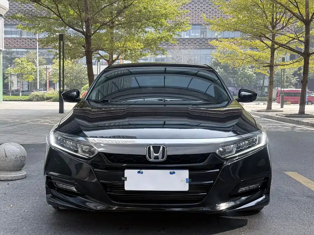 Honda Accord 2020 — фото 2