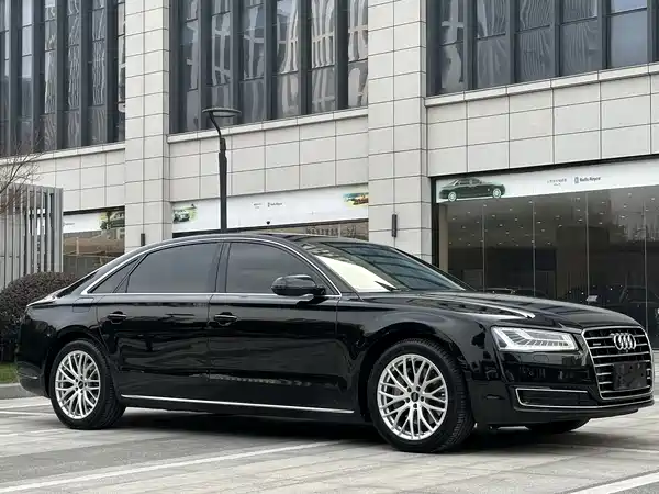 Audi A8 2016