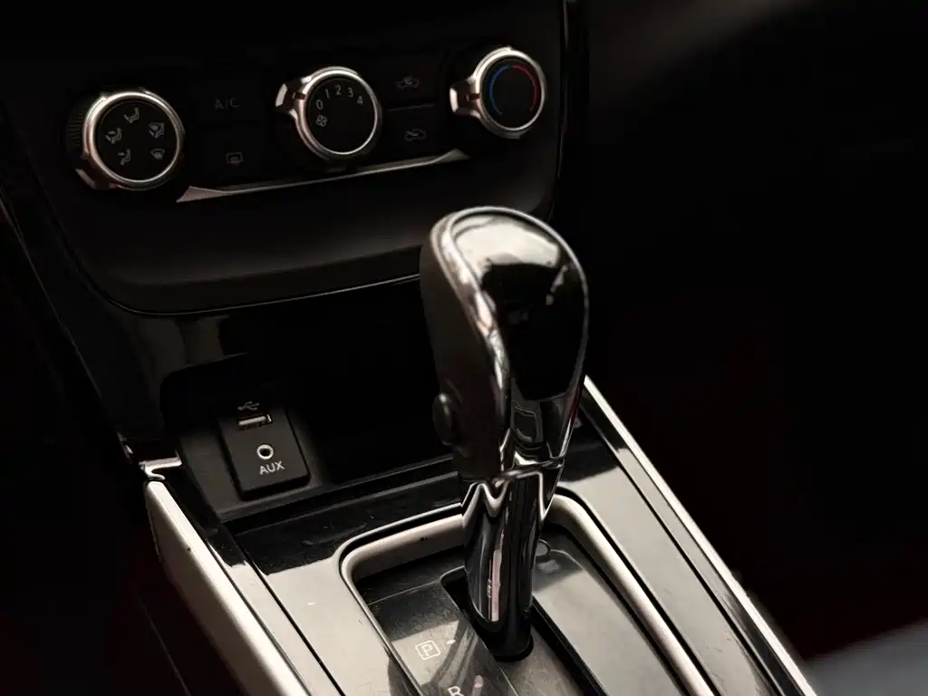 Nissan Sylphy 2016 — фото 10