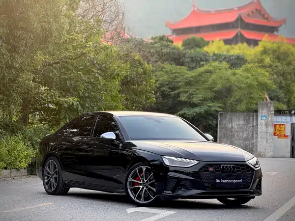 Audi S4 2024