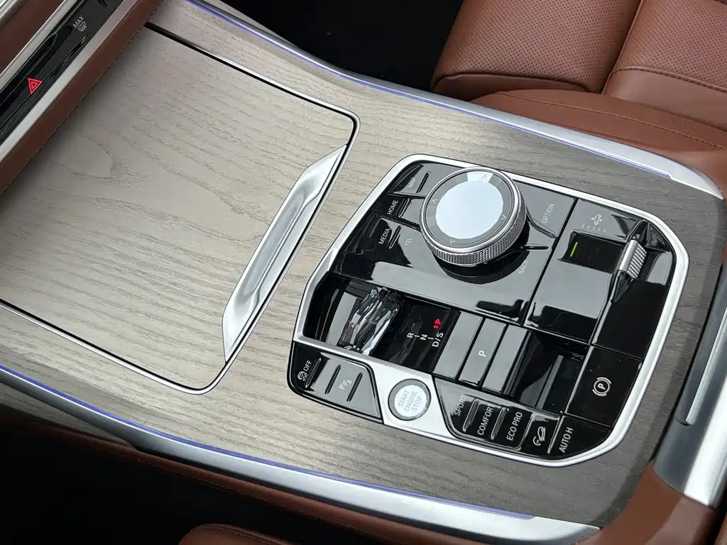 BMW X7 2023 — фото 18