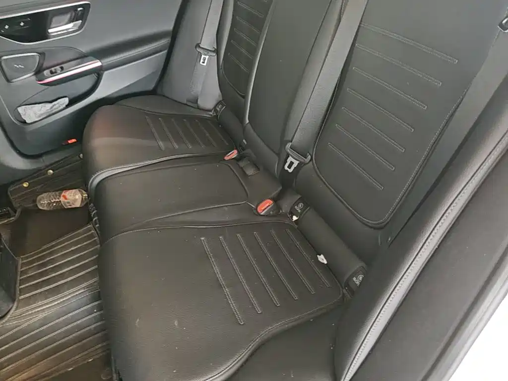 Mercedes-Benz C-Class 2022 — фото 17