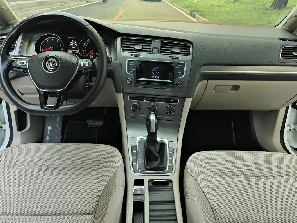 Volkswagen Golf 2014