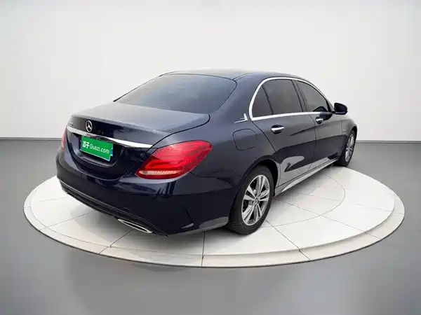 Mercedes-Benz C-Class 2018