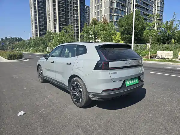 Volvo XC70 Plug-In Hybrid 2026
