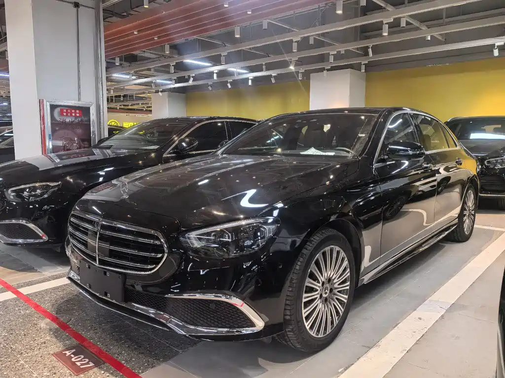 Mercedes-Benz E-Class 2021