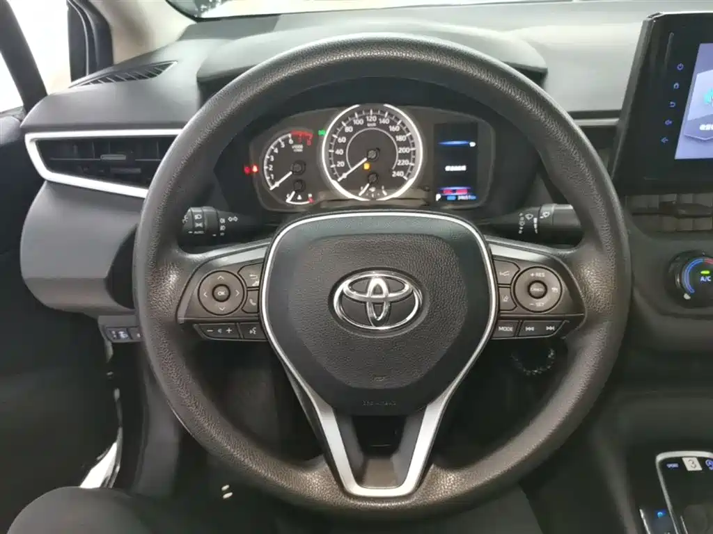 Toyota Corolla 2020 — фото 11