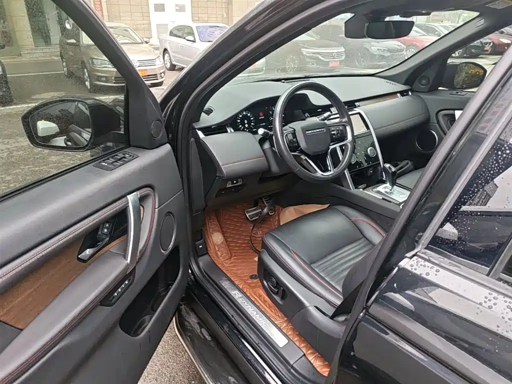 Land Rover Discovery Sport 2022 — фото 16