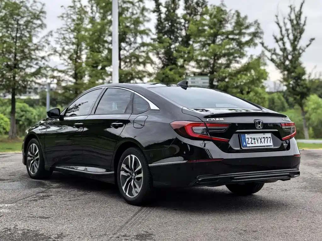 Honda Accord 2023 — фото 17