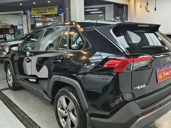 Toyota RAV4 2022