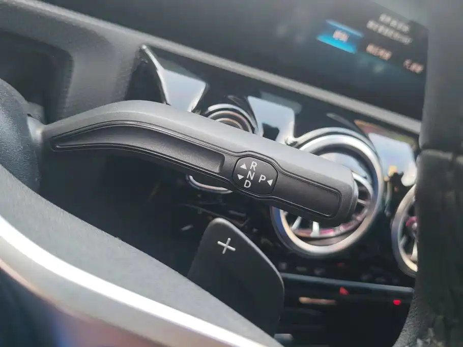 Mercedes-Benz A-Class 2023 — фото 16