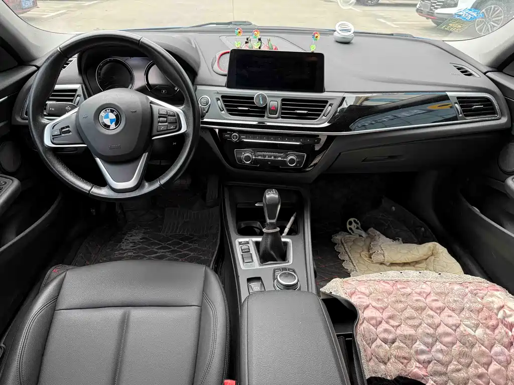 BMW 1 Series 2019 — фото 5
