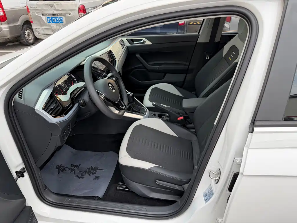 Volkswagen Polo 2022