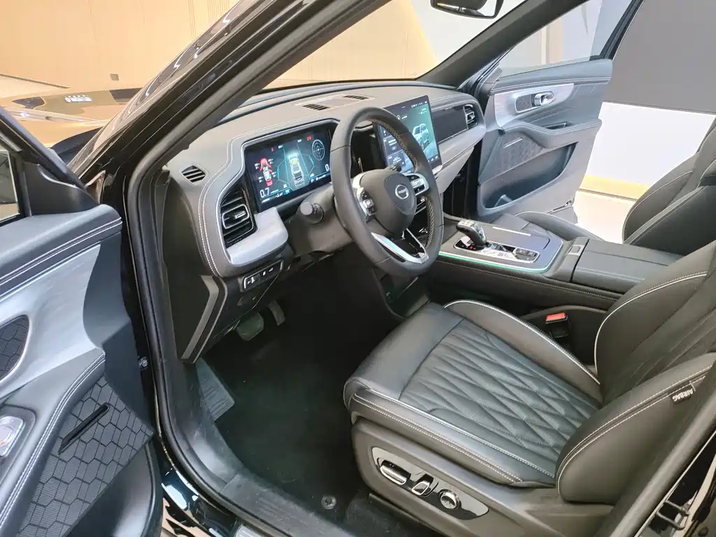 GAC Motor Trumpchi GS8 2023 — фото 9