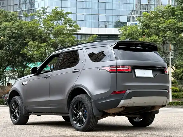 Land Rover Discovery 2018