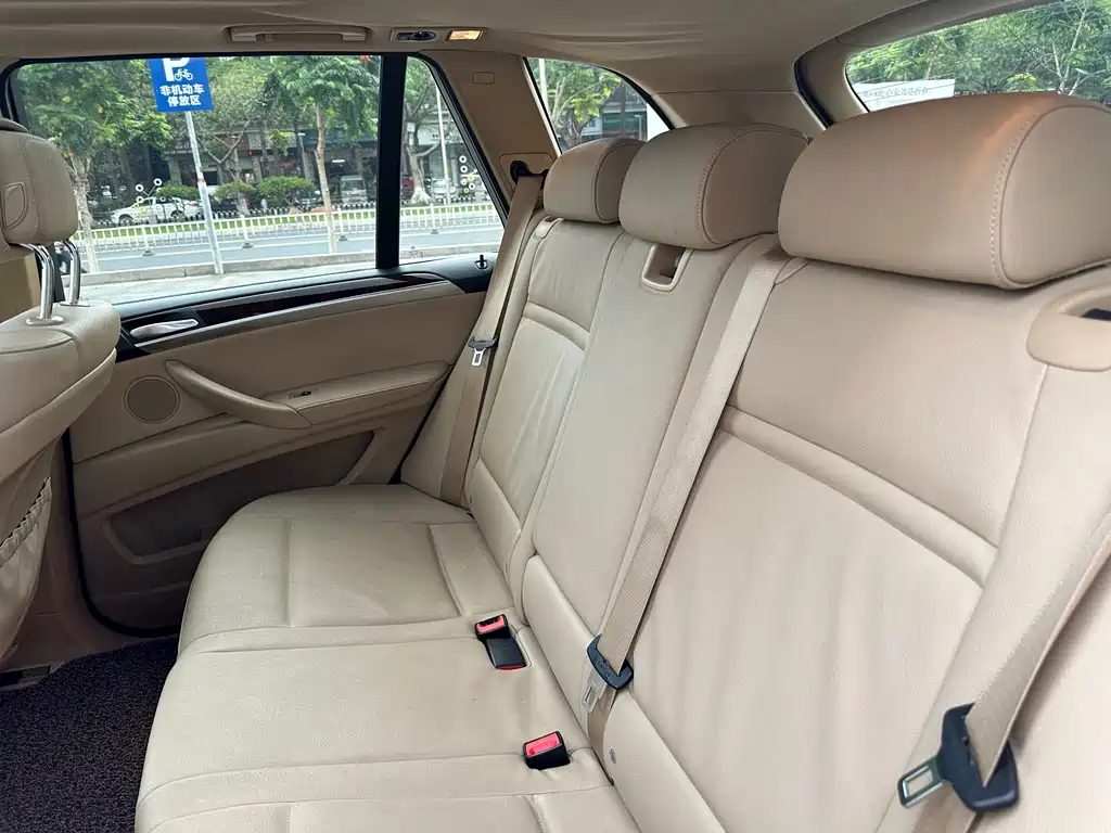 BMW X5 2013 — фото 15