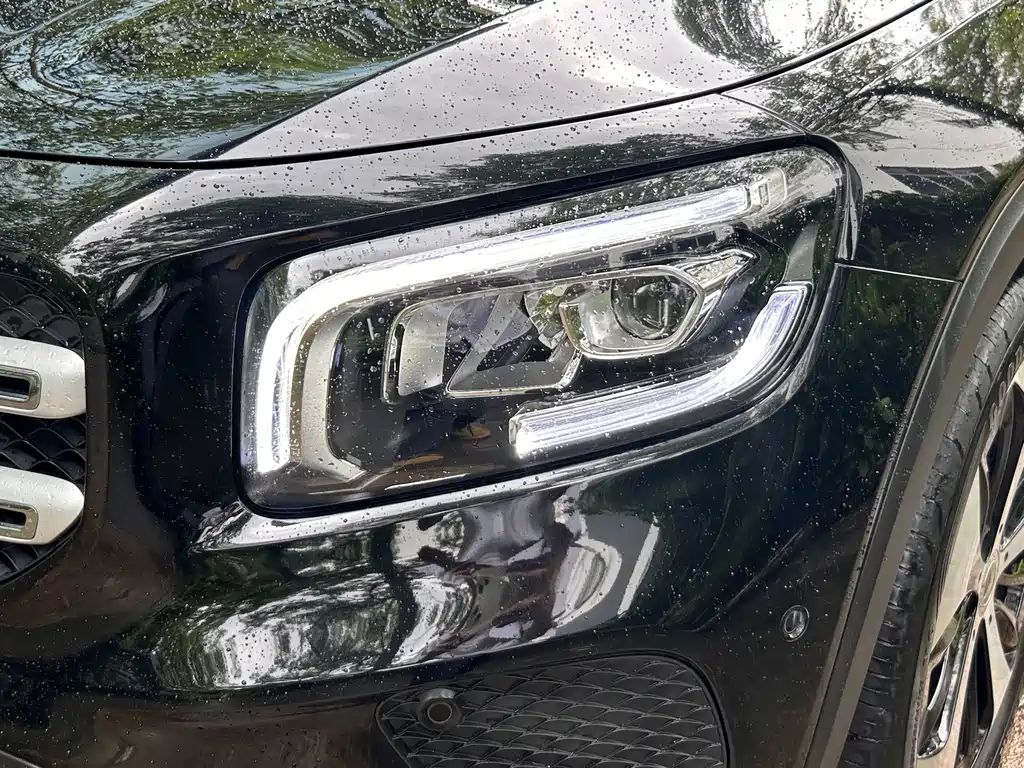 Mercedes-Benz GLB 2023 — фото 13