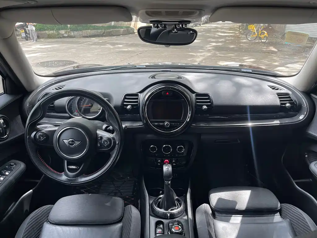 MINI Clubman 2016