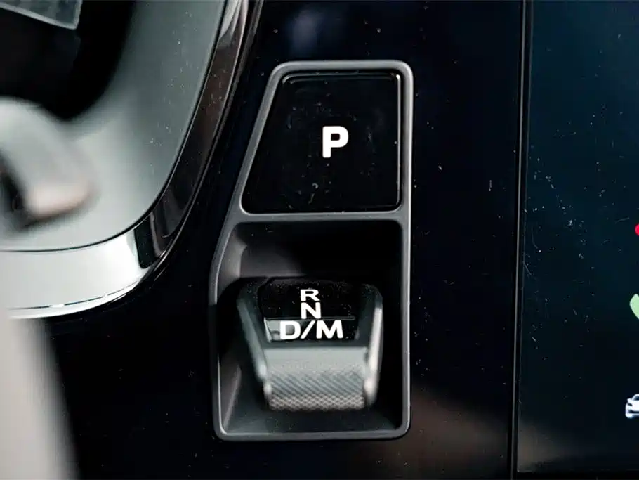 Porsche Panamera 2025 — фото 18