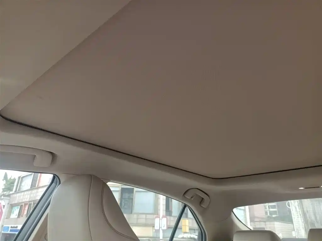 Toyota Camry 2021 — фото 11