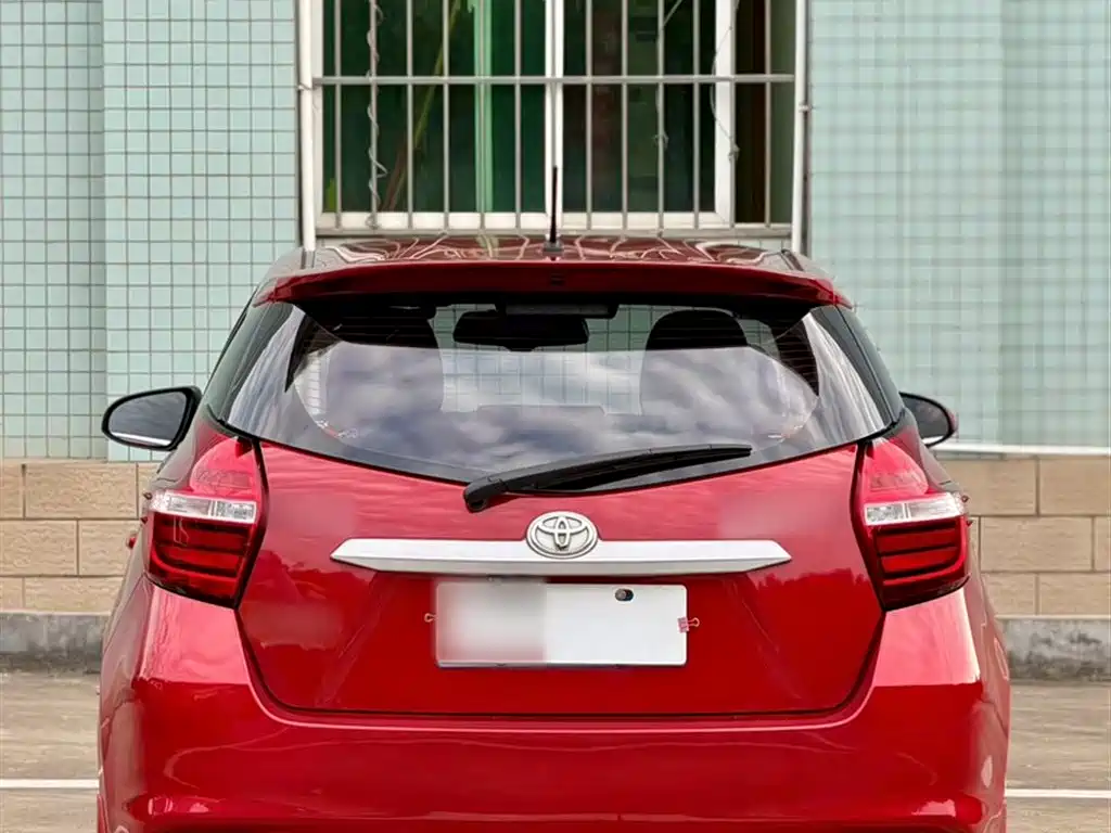 Toyota Yaris L 2019 — фото 5