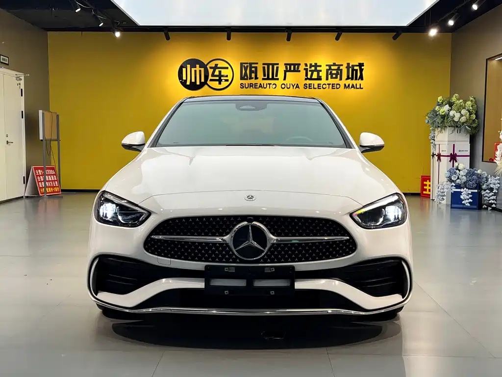 Mercedes-Benz C-Class 2023 — фото 2