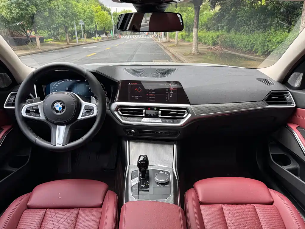 BMW 3 Series 2022 — фото 17