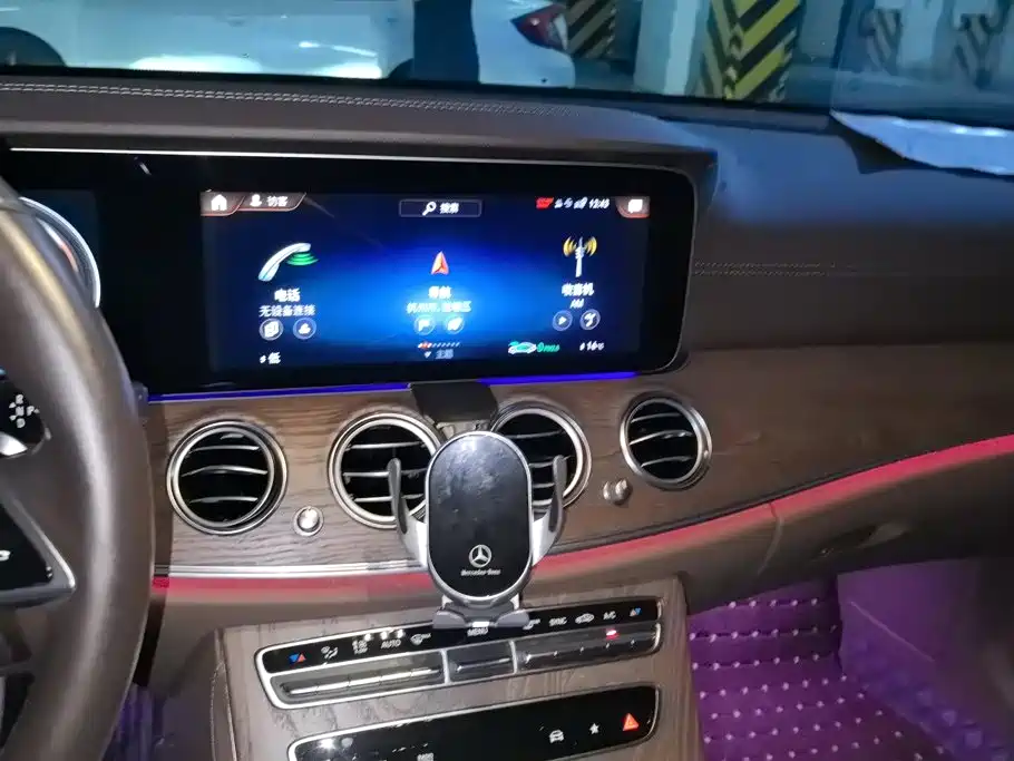 Mercedes-Benz E-Class 2023 — фото 13