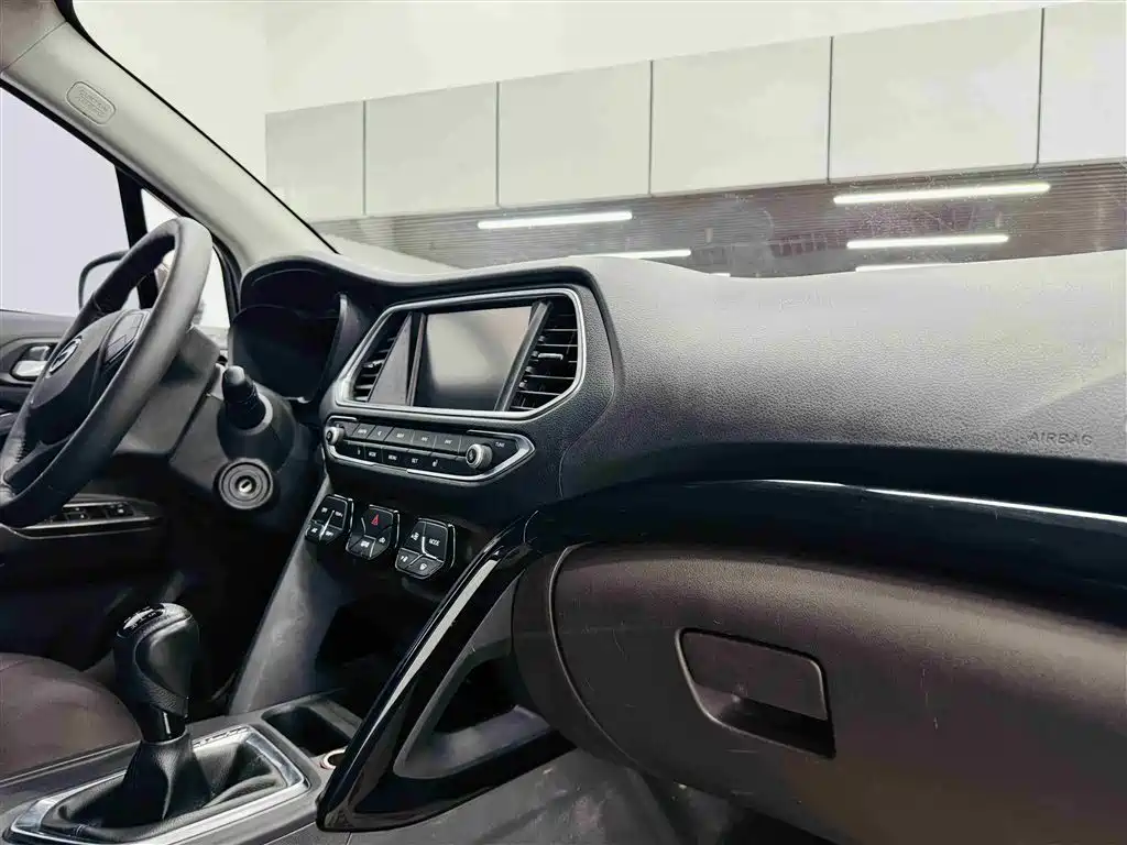 GAC Motor Trumpchi GS4 2016 — фото 28