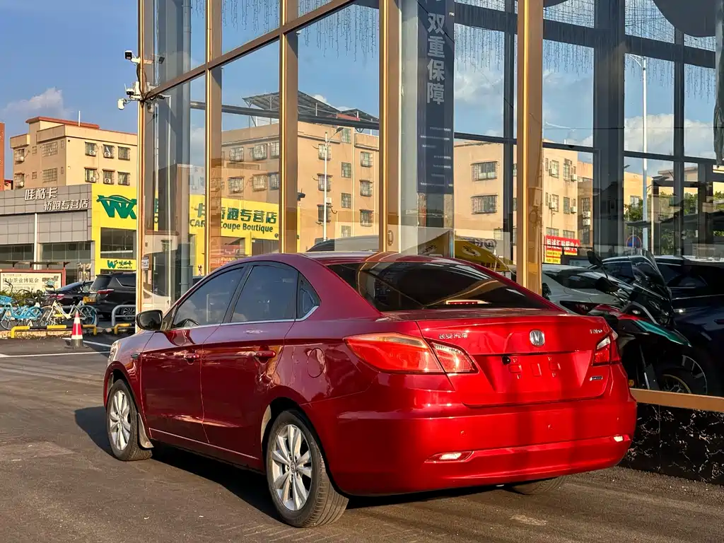 Changan Eado 2014 — фото 12