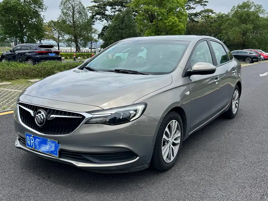 Buick Excelle 2018 — фото 3