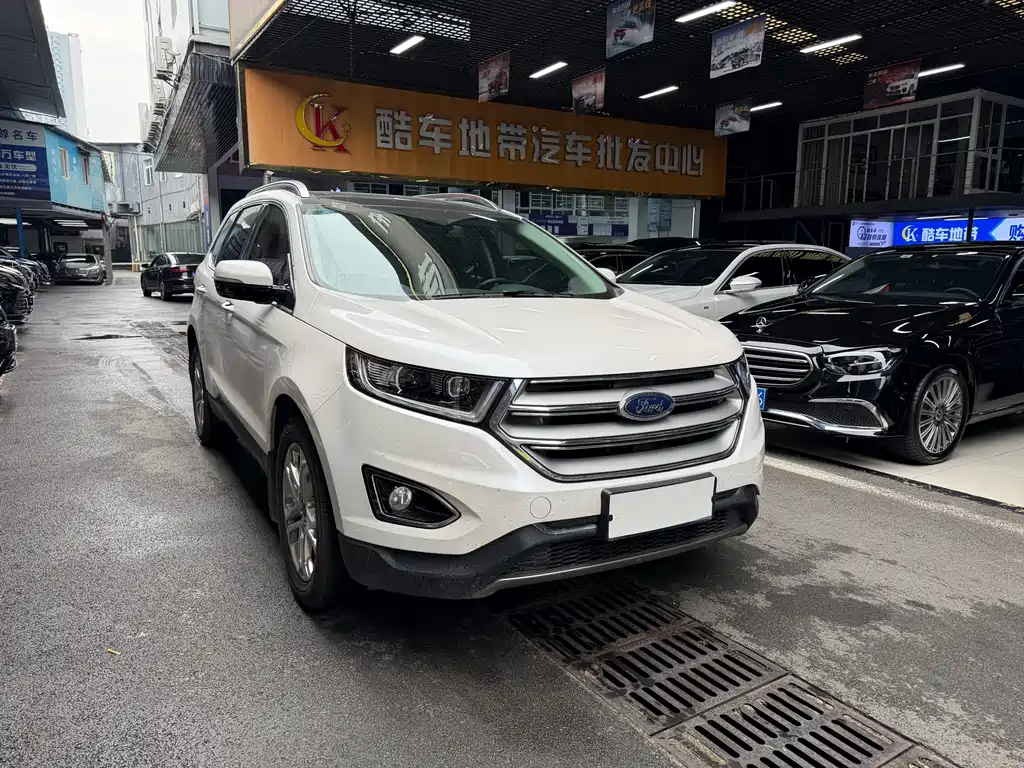 Ford Edge 2018 — фото 3
